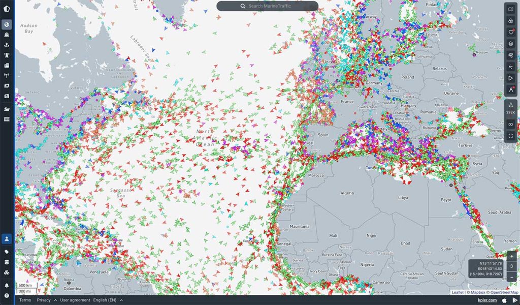 Imagen representativa de la interfaz de MarineTraffic, app para rastrear buques en tiempo real